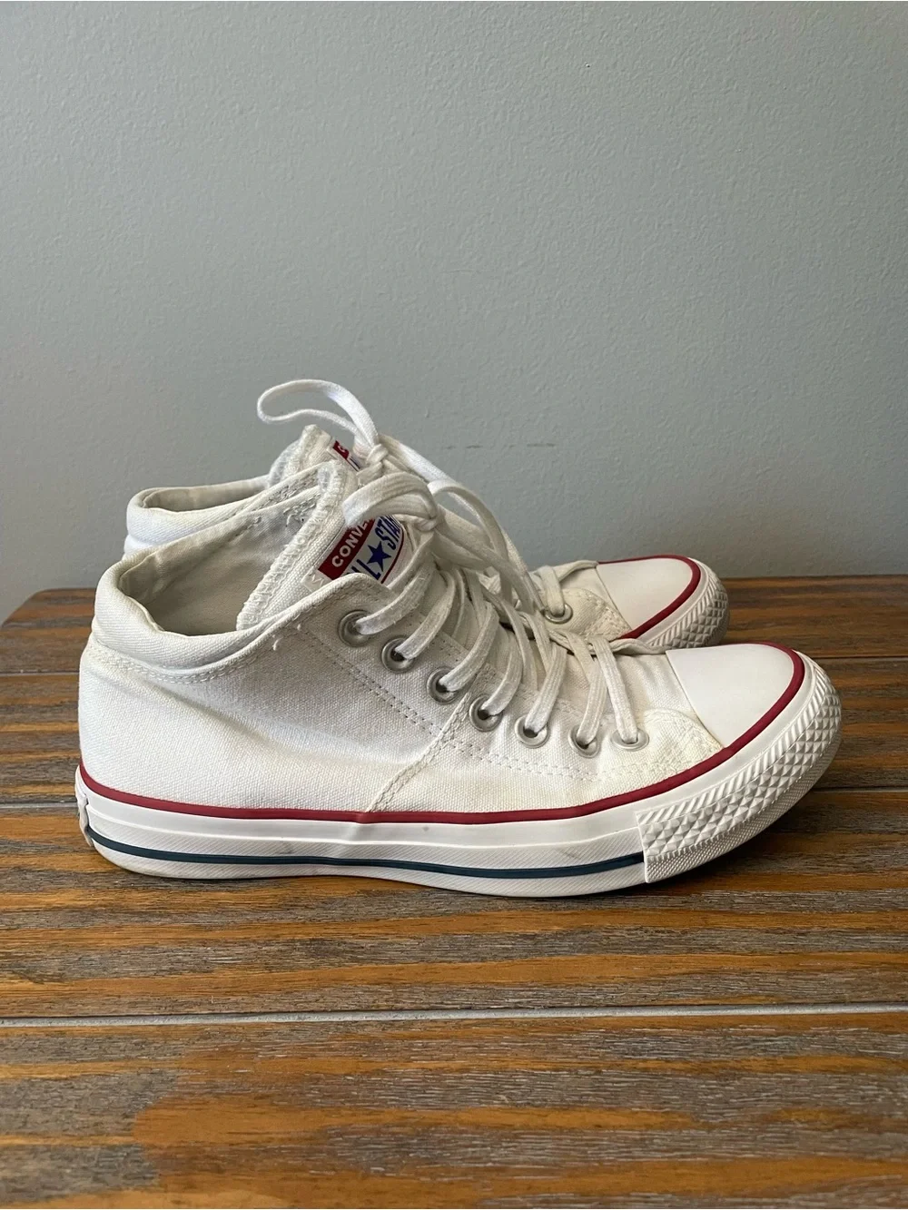 Converse Chuck Taylor All Star Madison - women’s size 6.5